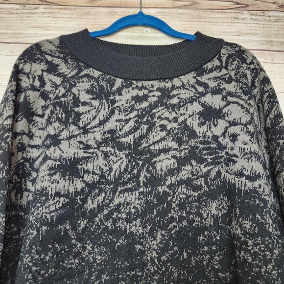 Athleta Women's Jacquard Textured Merino Wool Blend Crew Neck Sweater Black Sz L - Picture 2 of 13